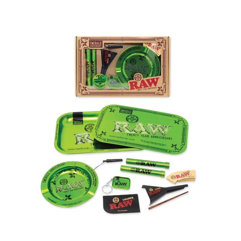 RAW 20th Anniversary Emerald Gift Set Limited Edition x1